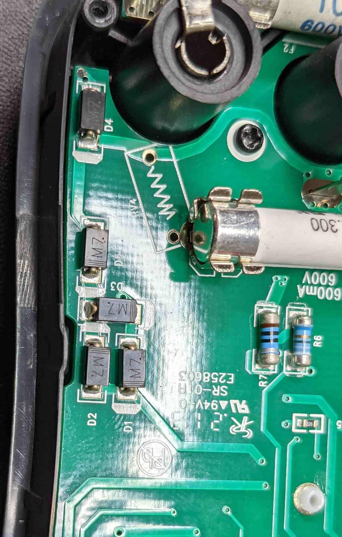 UNI-T Digital Multimeter Tester UT133A, AC DC Voltage Current Dmm  Multimeter 6000 Counts Auto Ranging NCV Measures Volt Amp Ohm Capacitance  Frequency